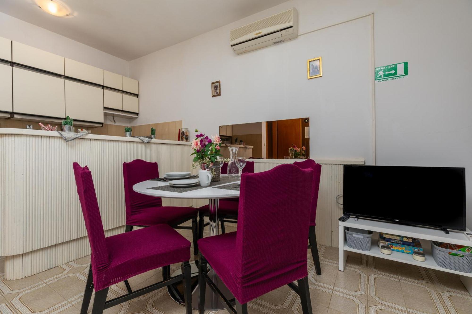 Apartments By The Sea Balica Rat, Omis - 1065 Exterior foto