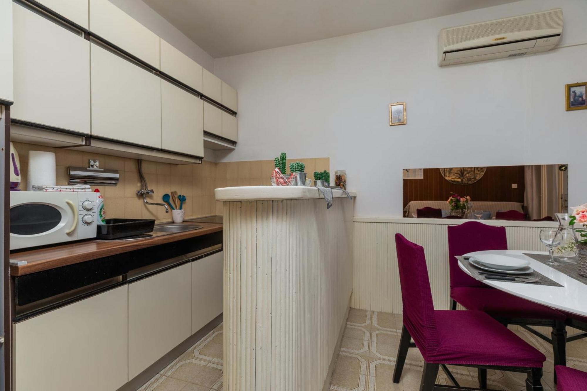 Apartments By The Sea Balica Rat, Omis - 1065 Habitación foto